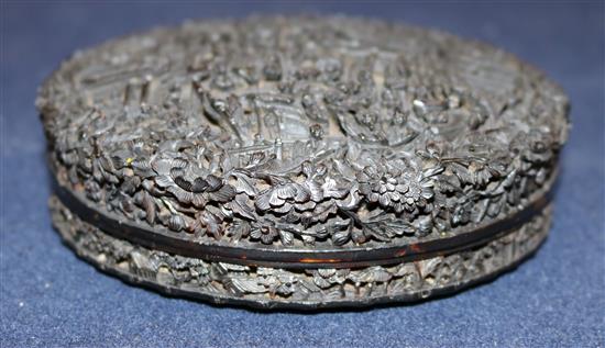 A good Chinese export tortoiseshell snuff box, 19th century, diameter 12.5cm